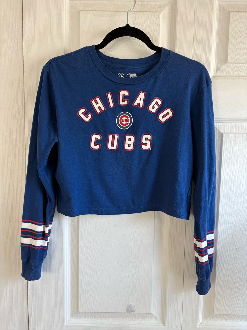 Genuine Merchandise Women's Blue long sleeve MLB Chicago Cubs Top XS Cubbies